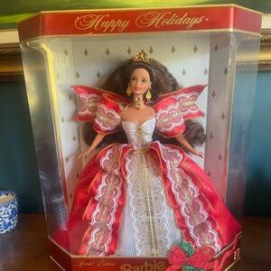 Mattel Barbie 1997 Special Edition Happy Holidays Doll in Red /Gold Gown